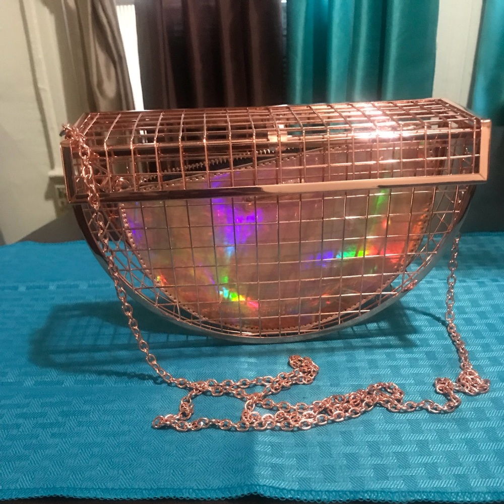 Rise Gold Metal Bag